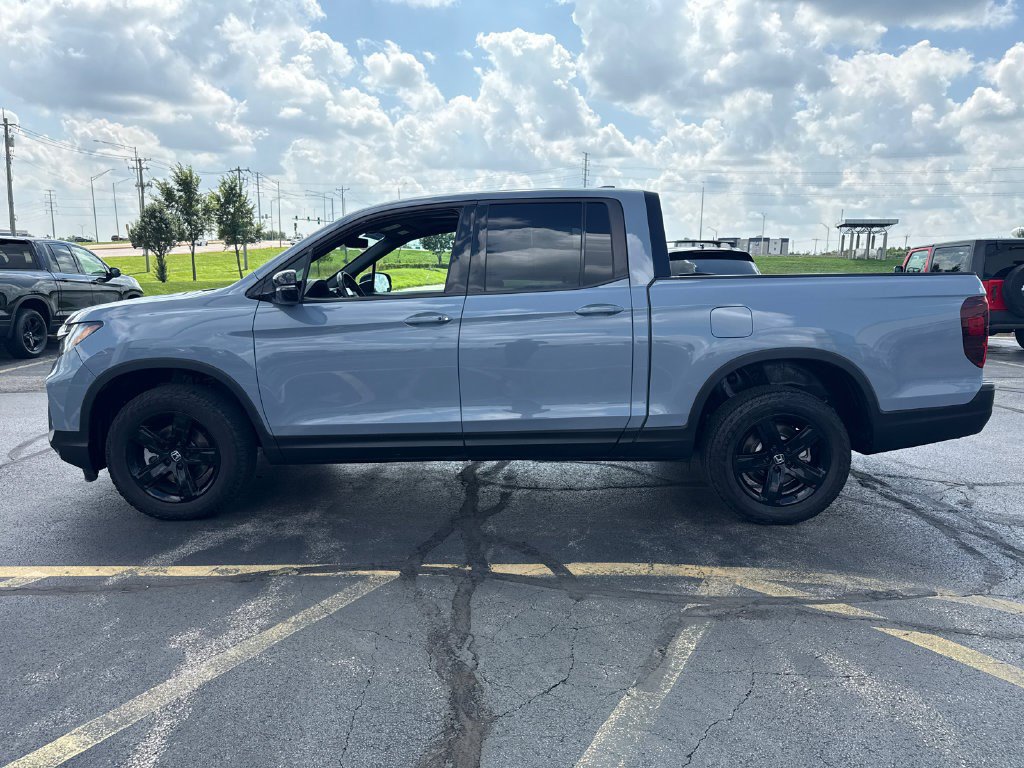 Certified 2023 Honda Ridgeline Black Edition image 9