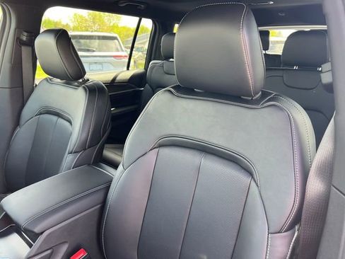 New 2026 Jeep Grand Cherokee L Limited AWD/4WD image 12