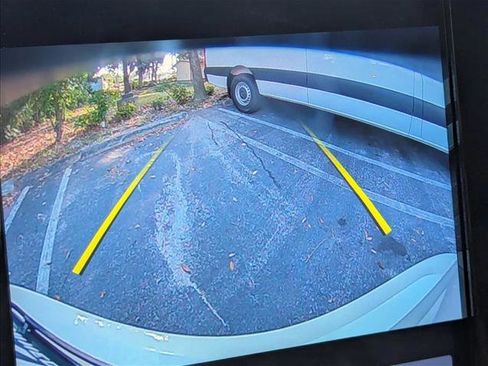 Used 2019 Volvo S60 T5 R-Design image 14