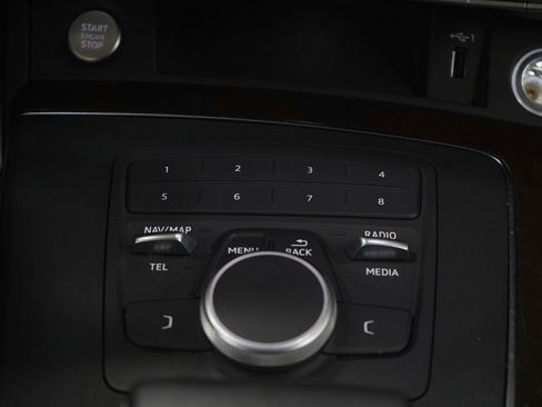 Used 2019 Audi Q5 Premium image 20