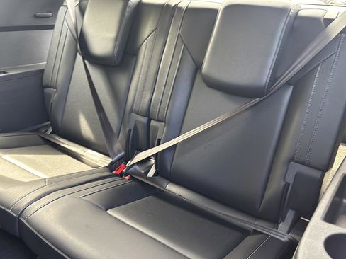 Used 2019 Volkswagen Atlas SE w/ Panoramic Sunroof Package FWD image 17