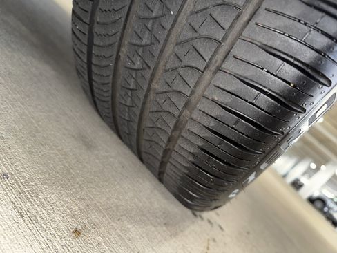 Certified 2025 BMW 530i image 37