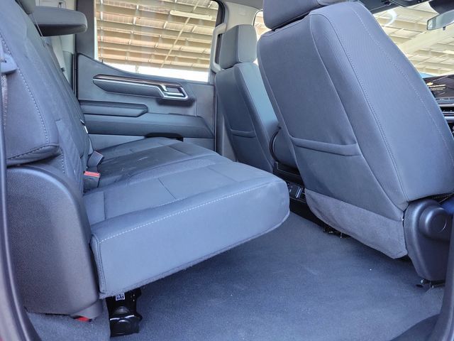 New 2025 Chevrolet Silverado 1500 LT RWD image 18
