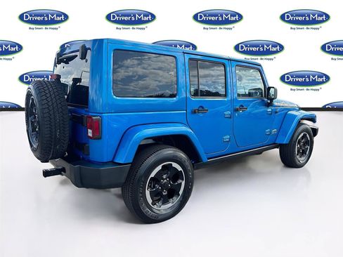 Used 2014 Jeep Wrangler Unlimited Sahara AWD/4WD image 7