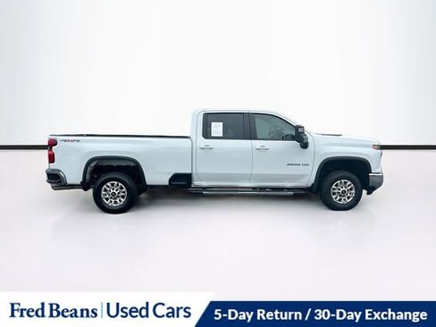 Used 2025 Chevrolet Silverado 2500 LT w/ Convenience Package AWD/4WD image 9