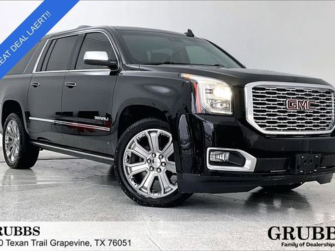 Used 2018 GMC Yukon XL Denali image 1