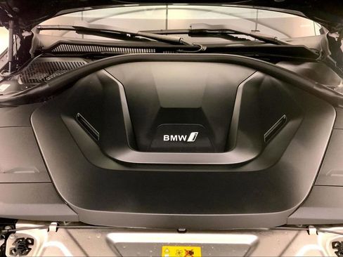Certified 2023 BMW i4 eDrive35 RWD image 9