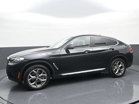 Used 2025 BMW X4 xDrive30i AWD/4WD image 4