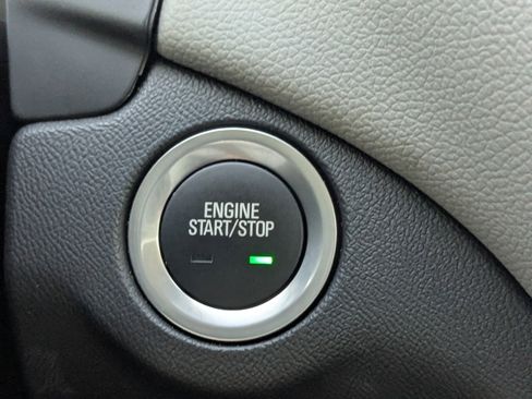 Used 2024 Chevrolet Equinox LS w/ Driver Confidence II Package FWD image 28