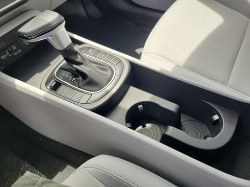 New 2026 Hyundai Kona SE FWD image 16