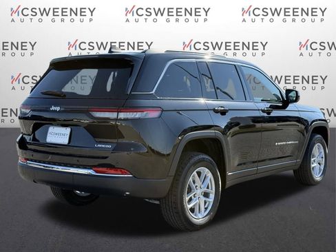 New 2025 Jeep Grand Cherokee Laredo image 5