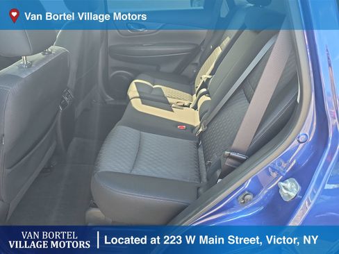 Used 2020 Nissan Rogue SV AWD/4WD image 23