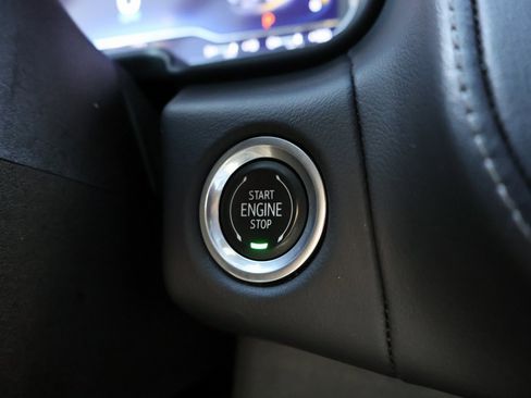 Used 2023 Chevrolet Tahoe Z71 image 34