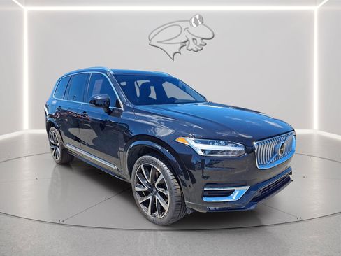 Used 2023 Volvo XC90 B5 Plus w/ Protection Package Premier AWD/4WD image 8