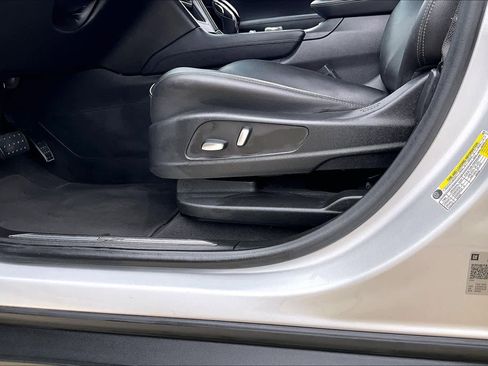 Used 2020 Cadillac XT5 Luxury FWD image 70