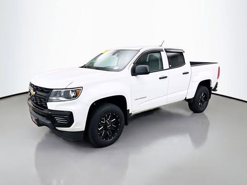 Used 2022 Chevrolet Colorado W/T w/ WT Convenience Package RWD image 3