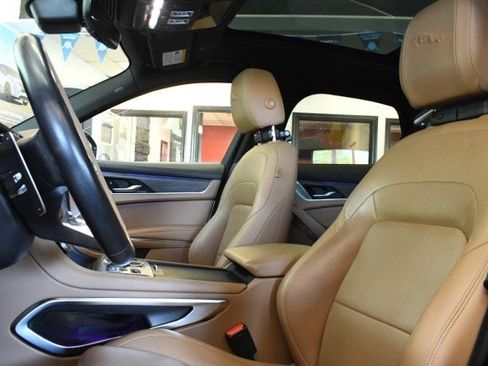 Used 2022 Jaguar F-PACE S AWD/4WD image 40