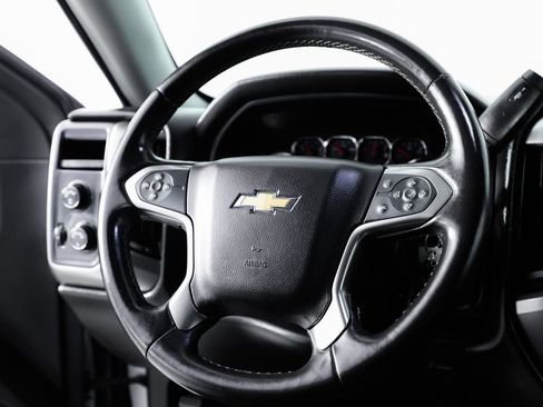 Used 2018 Chevrolet Silverado 1500 LT image 17