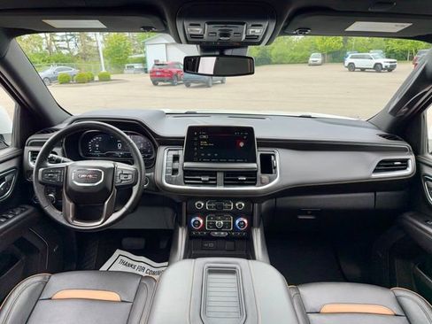 Used 2023 GMC Yukon AT4 w/ AT4 Premium Plus Package AWD/4WD image 15