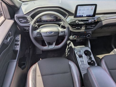 Used 2025 Ford Escape ST-Line AWD/4WD image 25