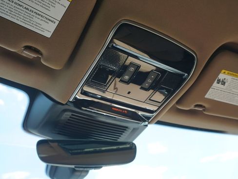 New 2025 Land Rover Range Rover Sport Dynamic SE image 16