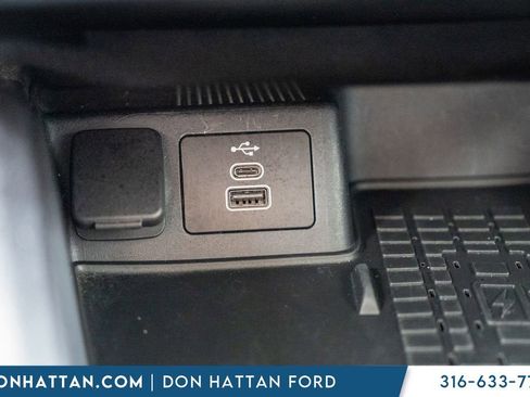 Used 2025 Ford Bronco Sport Badlands image 13