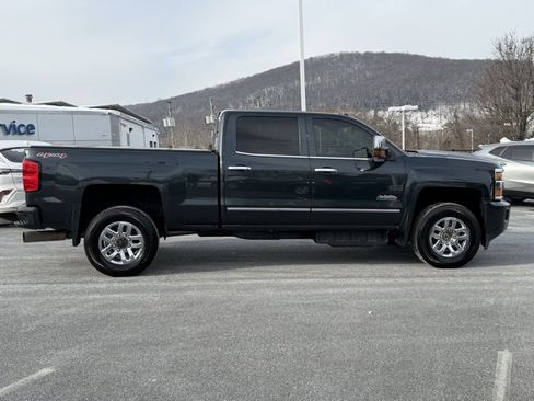 Used 2017 Chevrolet Silverado 3500 High Country w/ Duramax Plus Package image 14