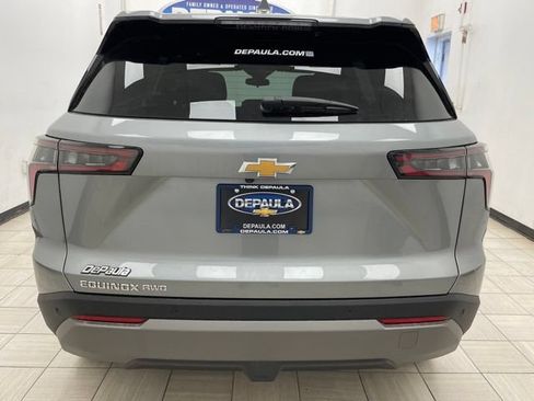New 2026 Chevrolet Equinox LT AWD/4WD image 17