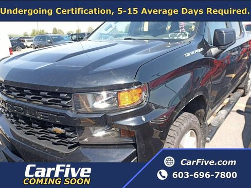Used 2020 Chevrolet Silverado 1500 Custom w/ Custom Value Package AWD/4WD image 1