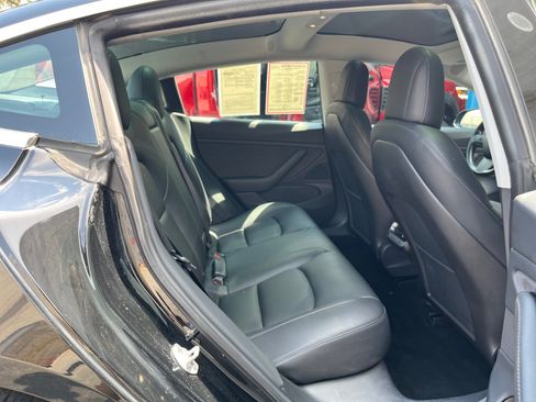 Used 2019 Tesla Model 3 Standard Range Plus RWD image 24