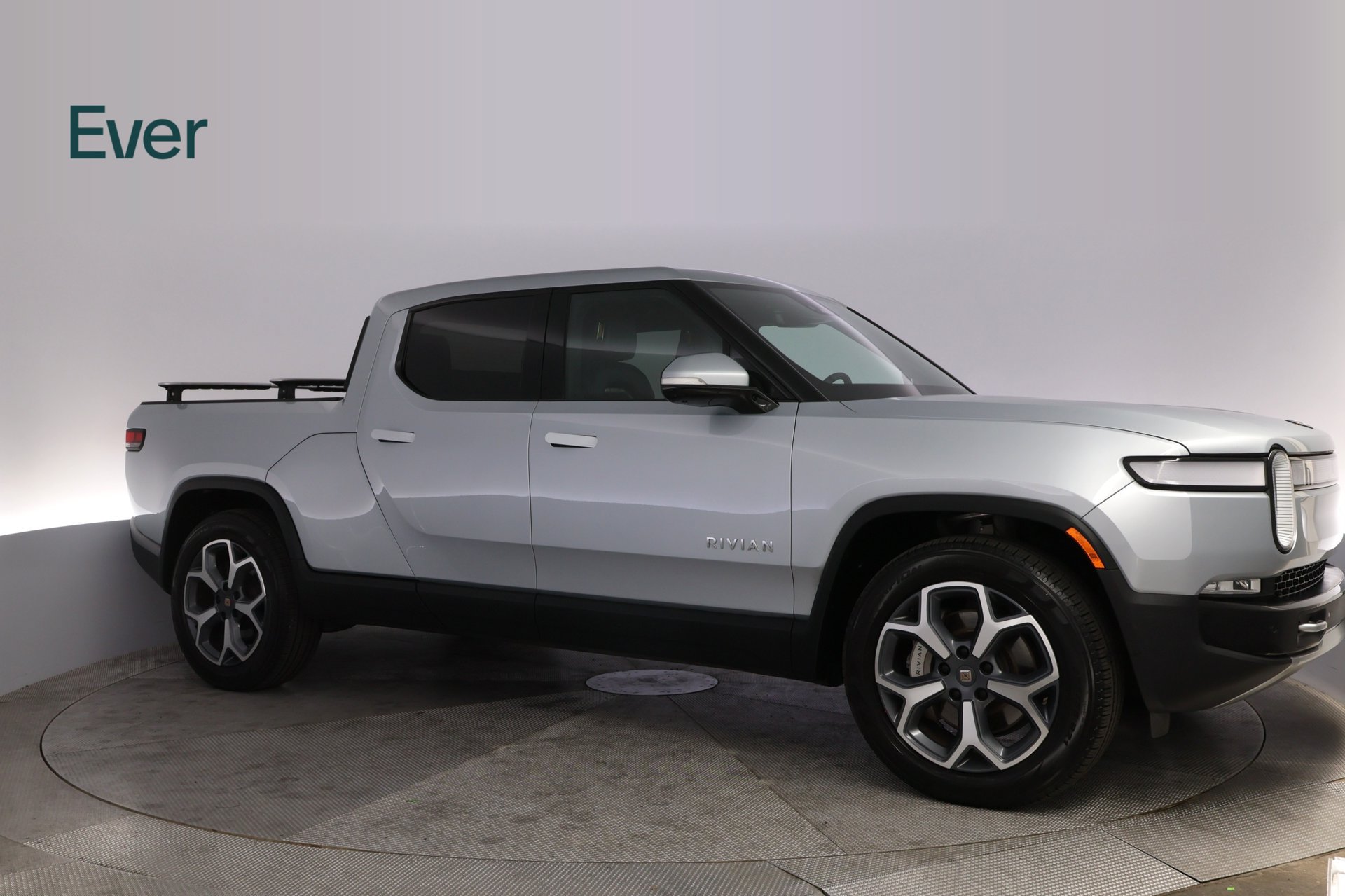 Used 2024 Rivian R1T Adventure Dual AWD/4WD image 14