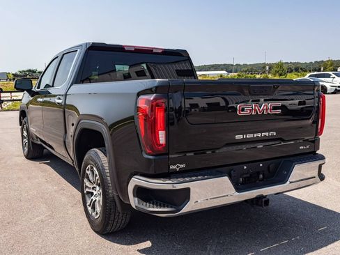 Used 2025 GMC Sierra 1500 SLT AWD/4WD image 3