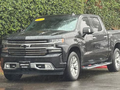 Used 2019 Chevrolet Silverado 1500 High Country w/ Technology Package image 8