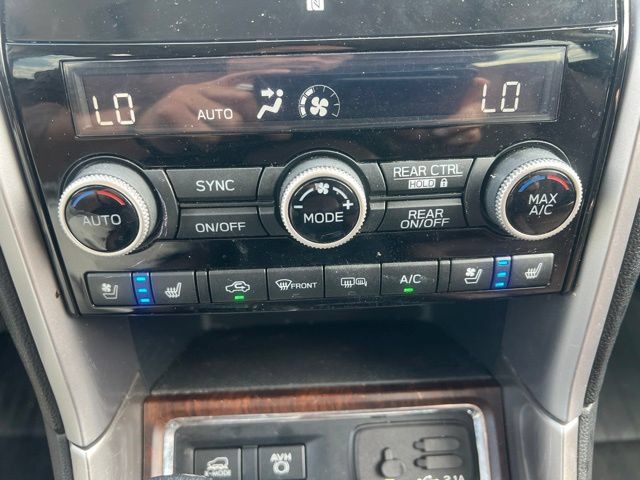 Used 2019 Subaru Ascent Touring AWD/4WD image 18