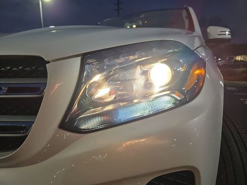 Certified 2018 Mercedes-Benz GLS 450 4MATIC image 36