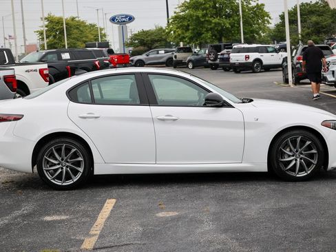 Used 2024 Alfa Romeo Giulia Ti AWD/4WD image 35