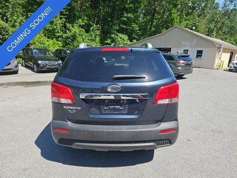 Used 2013 Kia Sorento LX w/ Convenience Pkg AWD/4WD image 4