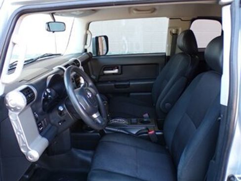 Used 2007 Toyota FJ Cruiser 4WD image 15