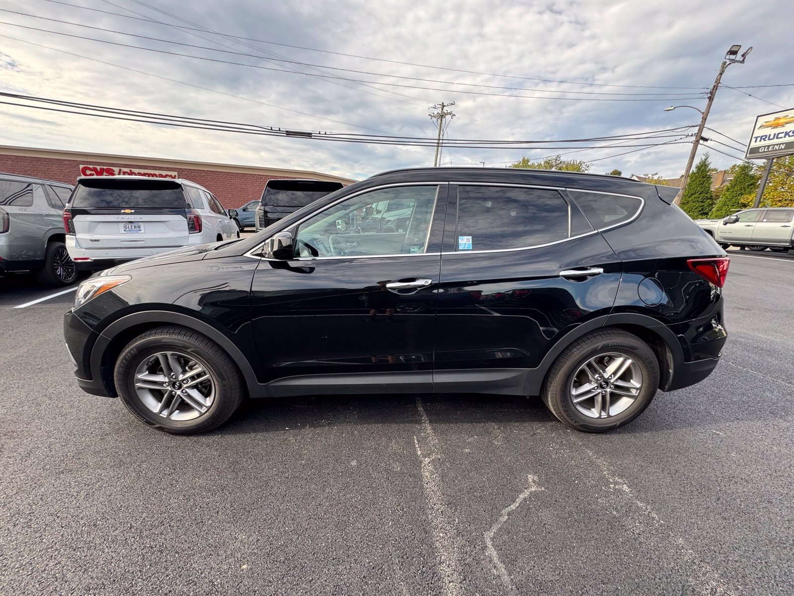 Used 2017 Hyundai Santa Fe Sport FWD image 3