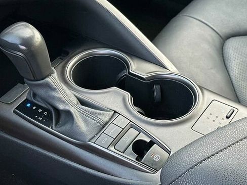 Used 2021 Toyota Camry XSE image 18