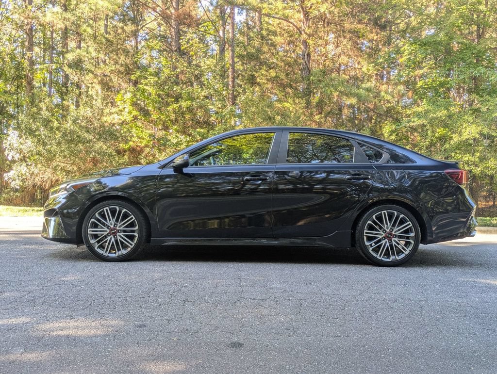 Used 2022 Kia Forte GT FWD image 5