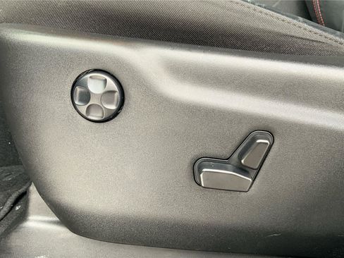 Used 2024 Dodge Durango GT image 19