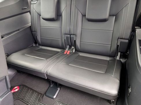 Used 2021 Volkswagen Atlas SE image 40