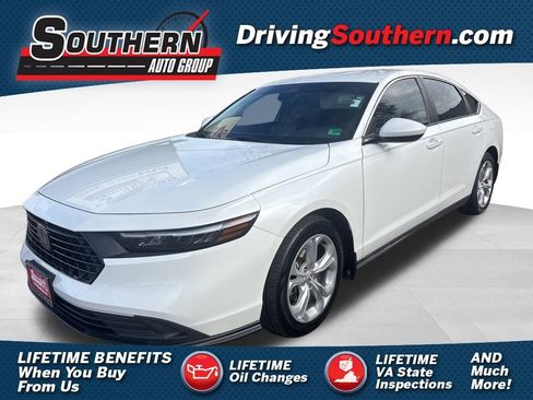 Used 2023 Honda Accord LX image 1