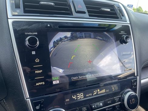 Used 2019 Subaru Outback 2.5i Limited AWD/4WD image 14