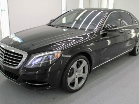 Used 2015 Mercedes-Benz S 550 Sedan image 5