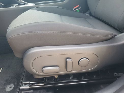 Used 2025 Hyundai Kona SEL image 18