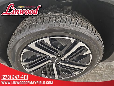 New 2026 Chevrolet Equinox RS w/ Convenience Package III image 6