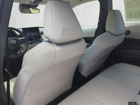Used 2024 Toyota Corolla Cross L AWD/4WD image 18