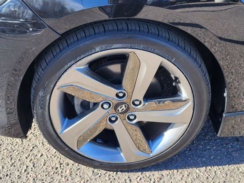 Used 2013 Hyundai Veloster Turbo image 10